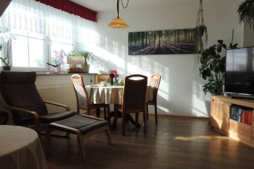 Ferienwohnung_Grumsinblick_Essbereich_4